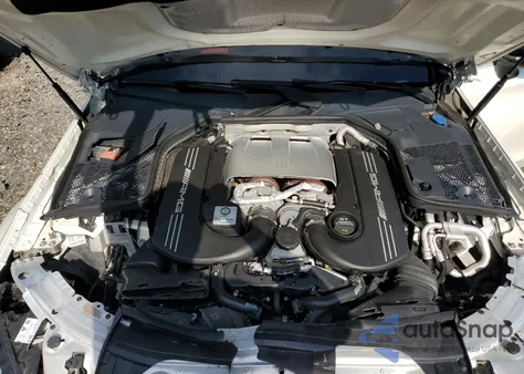 2019 Mercedes-Benz C 63 Amg-S z USA, uszkodzony, nr VIN WDDWK8HB8KF835391